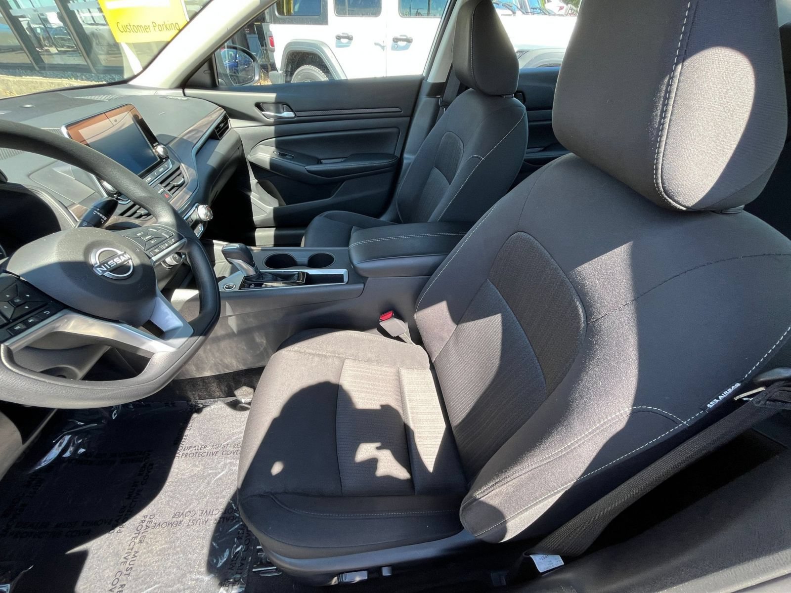 2025 Nissan Altima SV - Photo 27