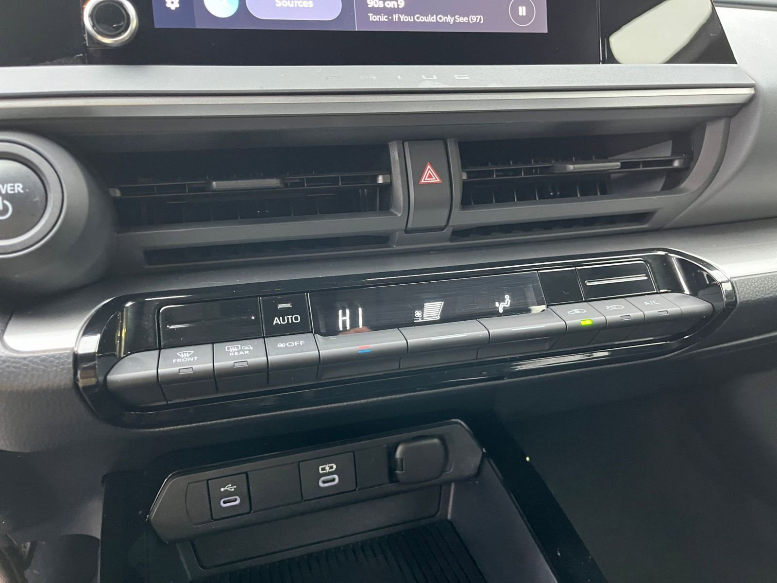 Thumbnail: 2025 Toyota Prius - 24