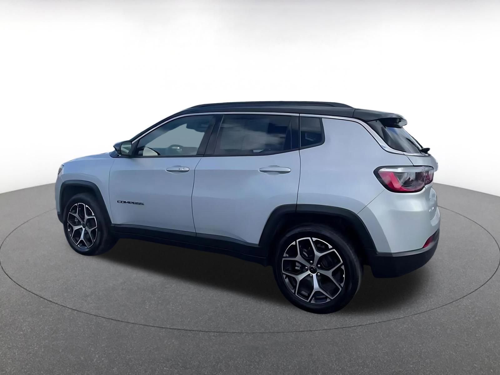 Thumbnail: 2025 Jeep Compass - 10