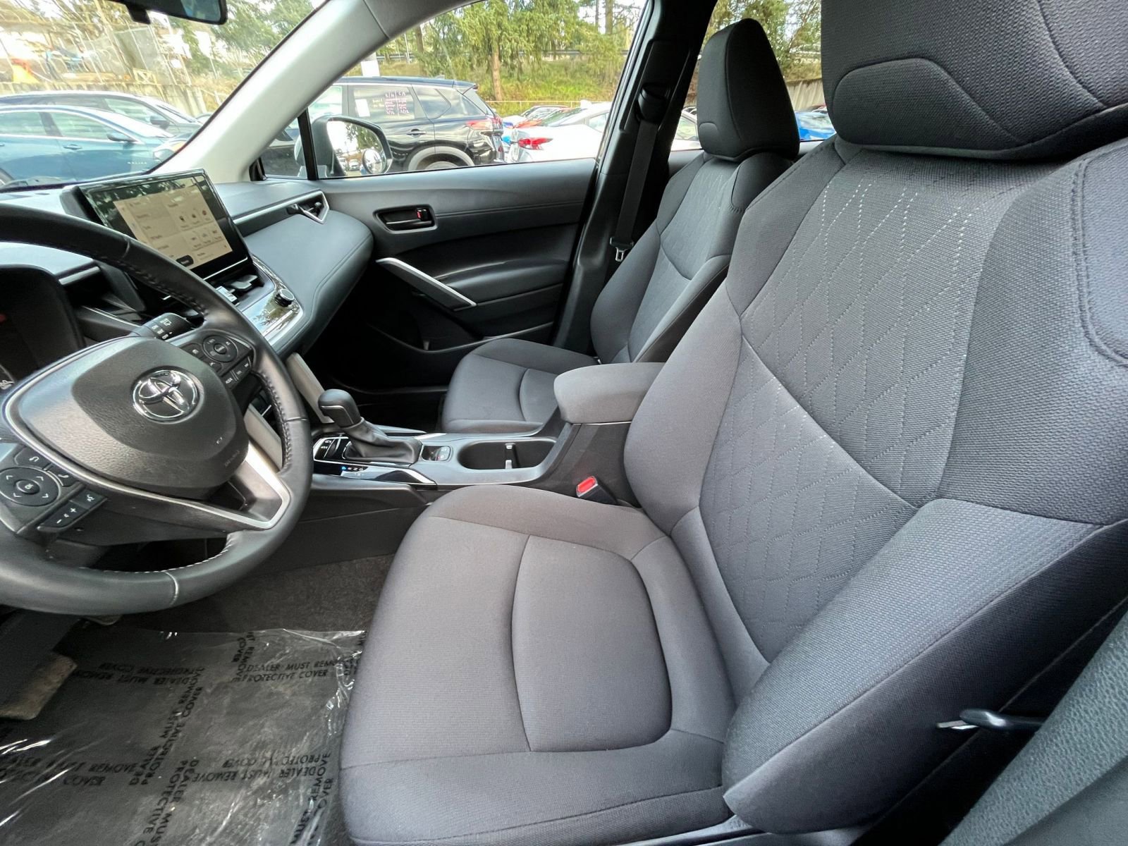 Thumbnail: 2025 Toyota Corolla Cross - 27