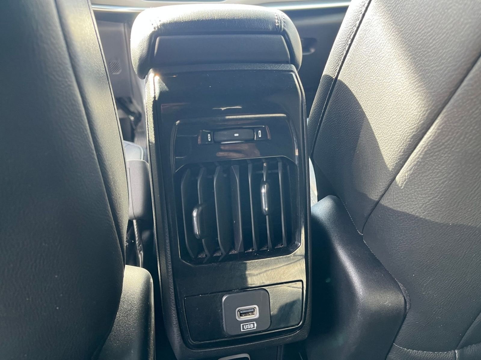 Thumbnail: 2025 Jeep Compass - 23