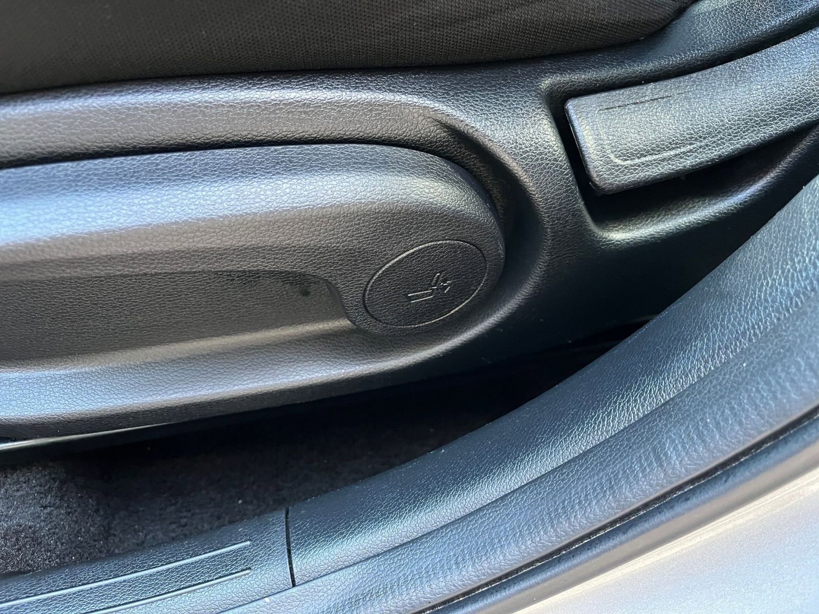 Thumbnail: 2024 Kia Forte - 23