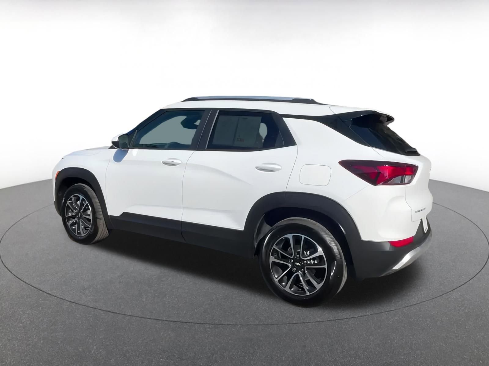 Thumbnail: 2025 Chevrolet TrailBlazer - 10