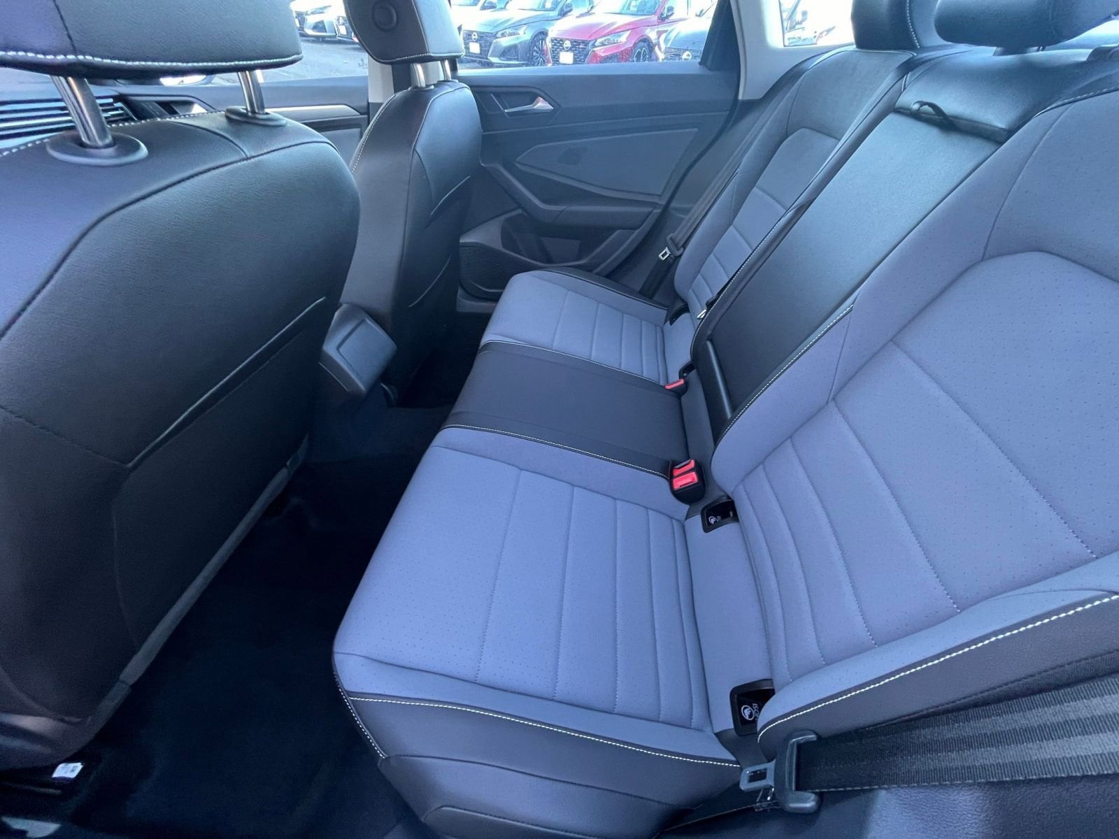 Thumbnail: 2025 Volkswagen Jetta - 25