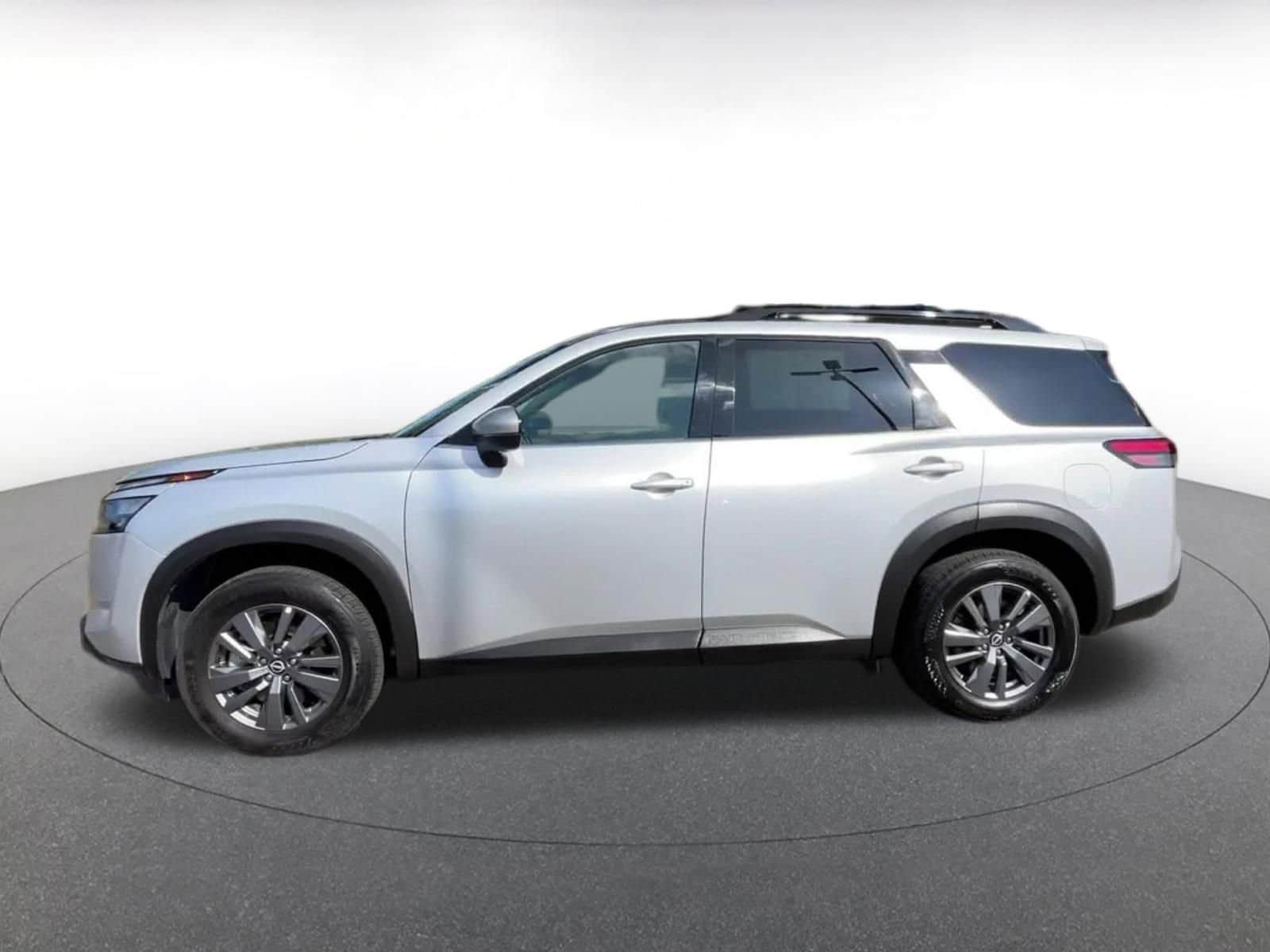 Thumbnail: 2025 Nissan Pathfinder - 9