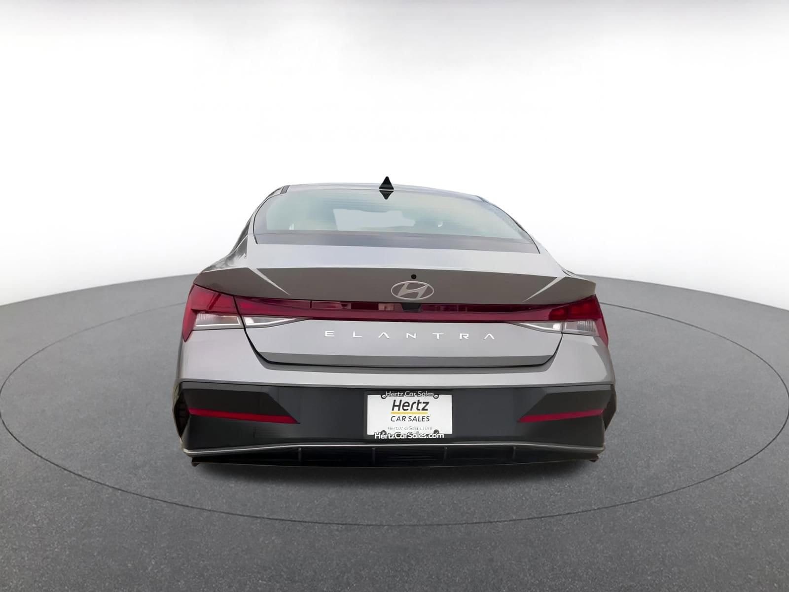 Thumbnail: 2025 Hyundai Elantra - 12