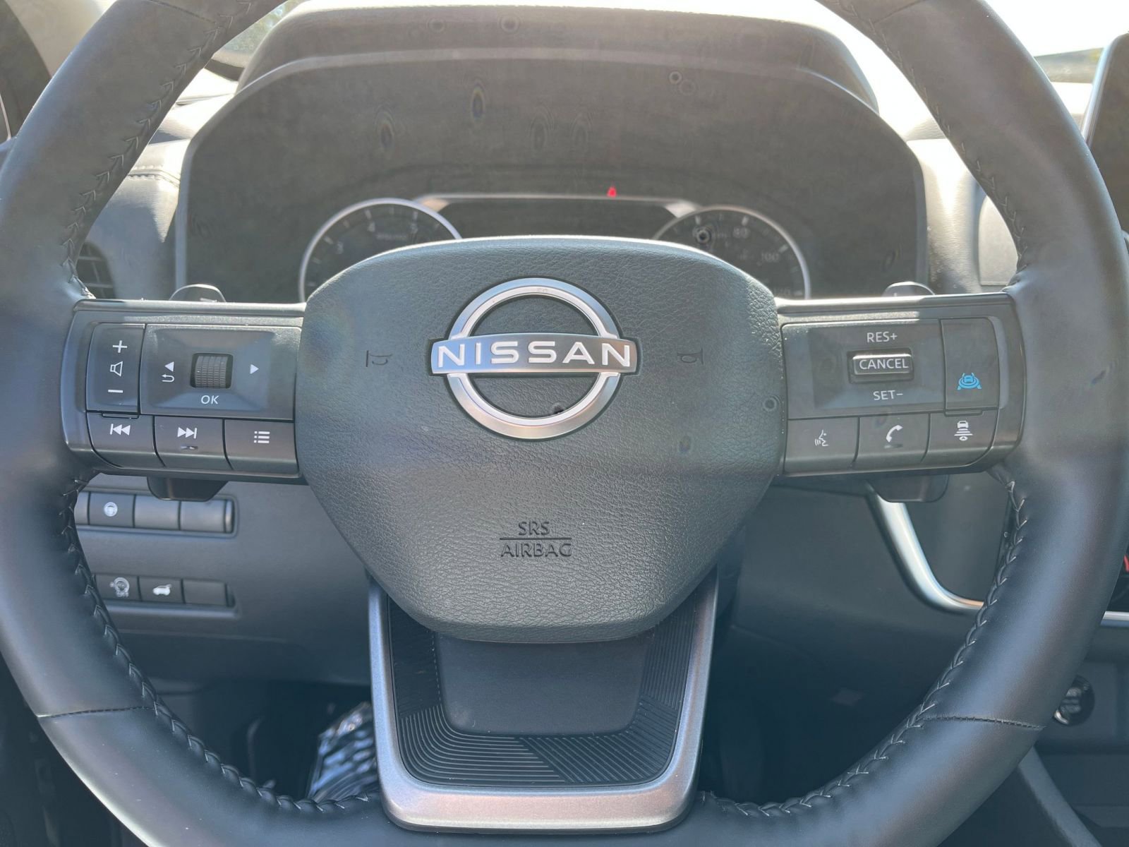 Thumbnail: 2025 Nissan Rogue - 30