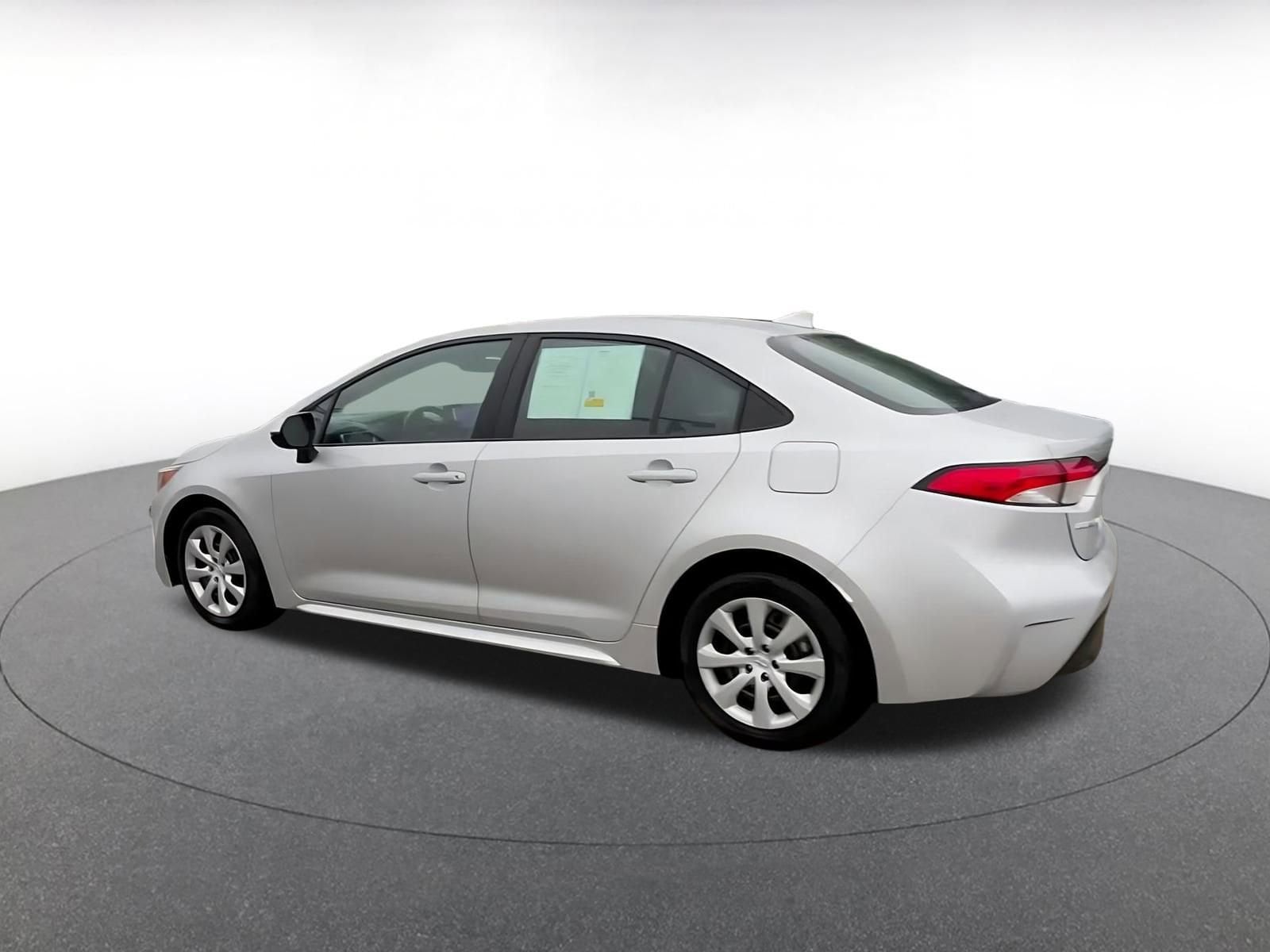 Thumbnail: 2025 Toyota Corolla - 10