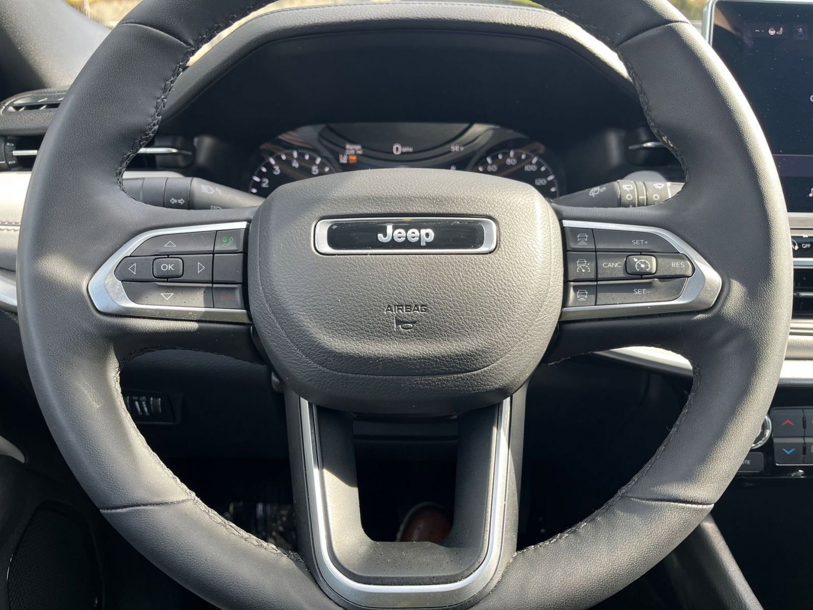 Thumbnail: 2025 Jeep Compass - 29