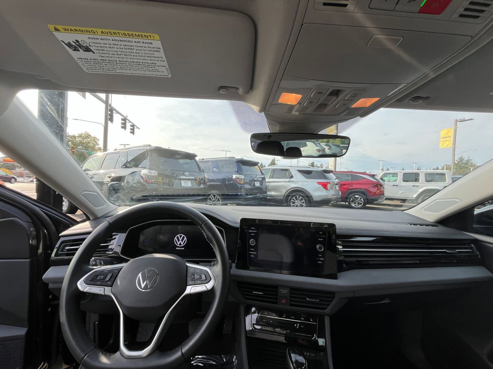 Thumbnail: 2025 Volkswagen Jetta - 33