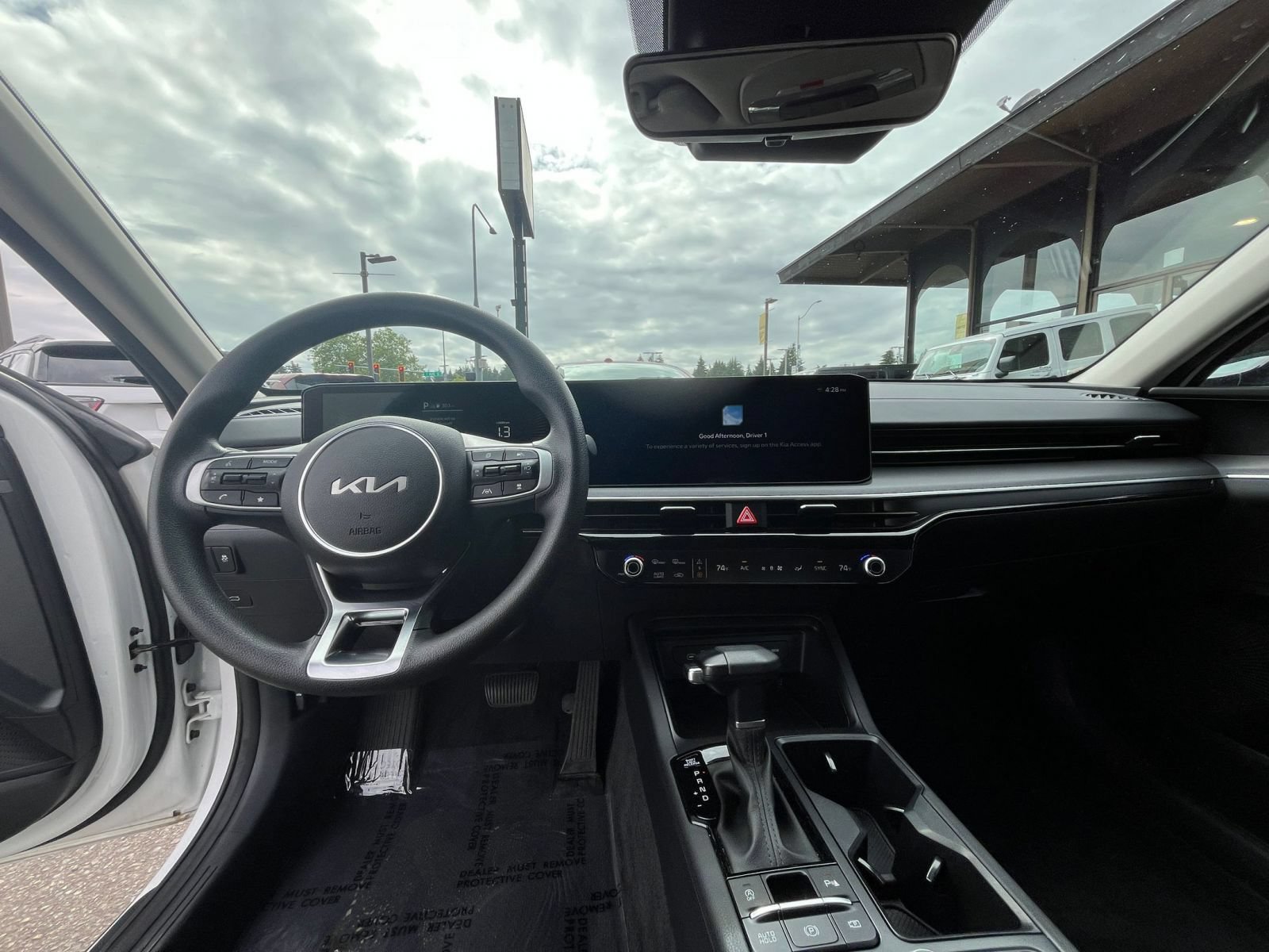 Thumbnail: 2025 Kia K5 - 29
