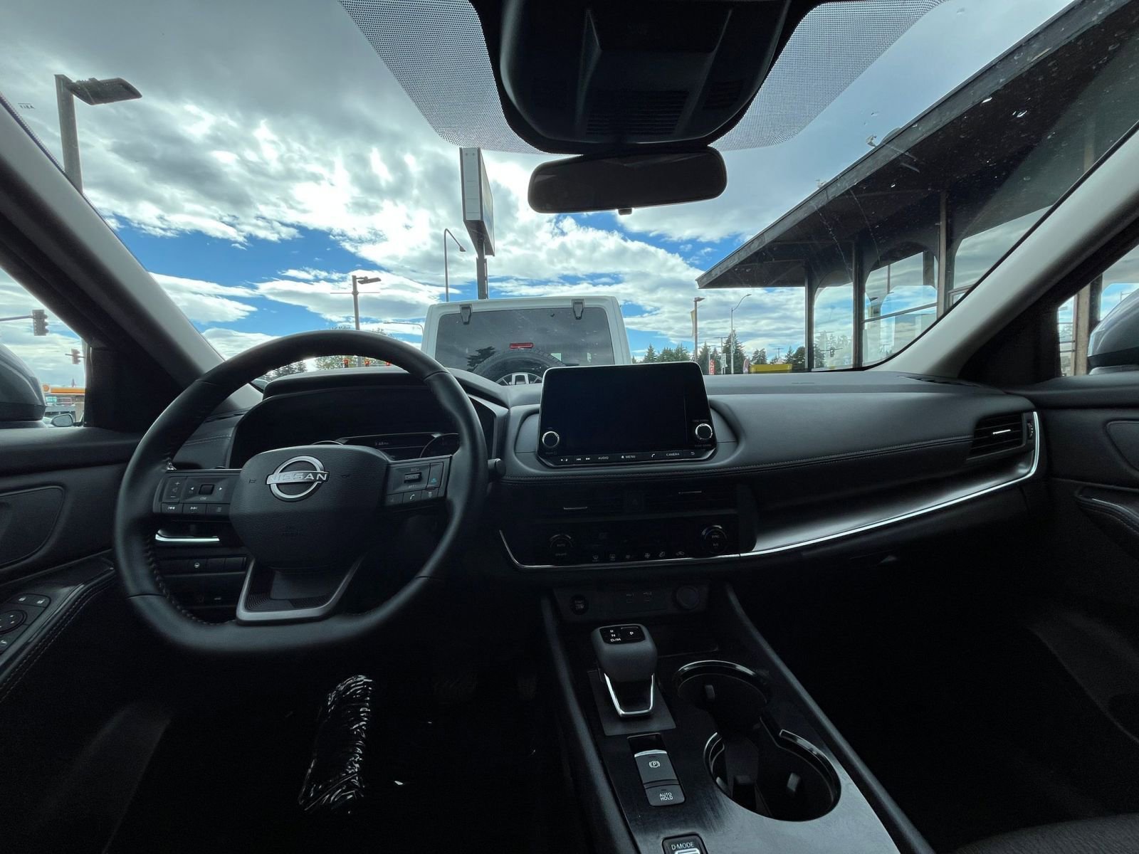 Thumbnail: 2025 Nissan Rogue - 35