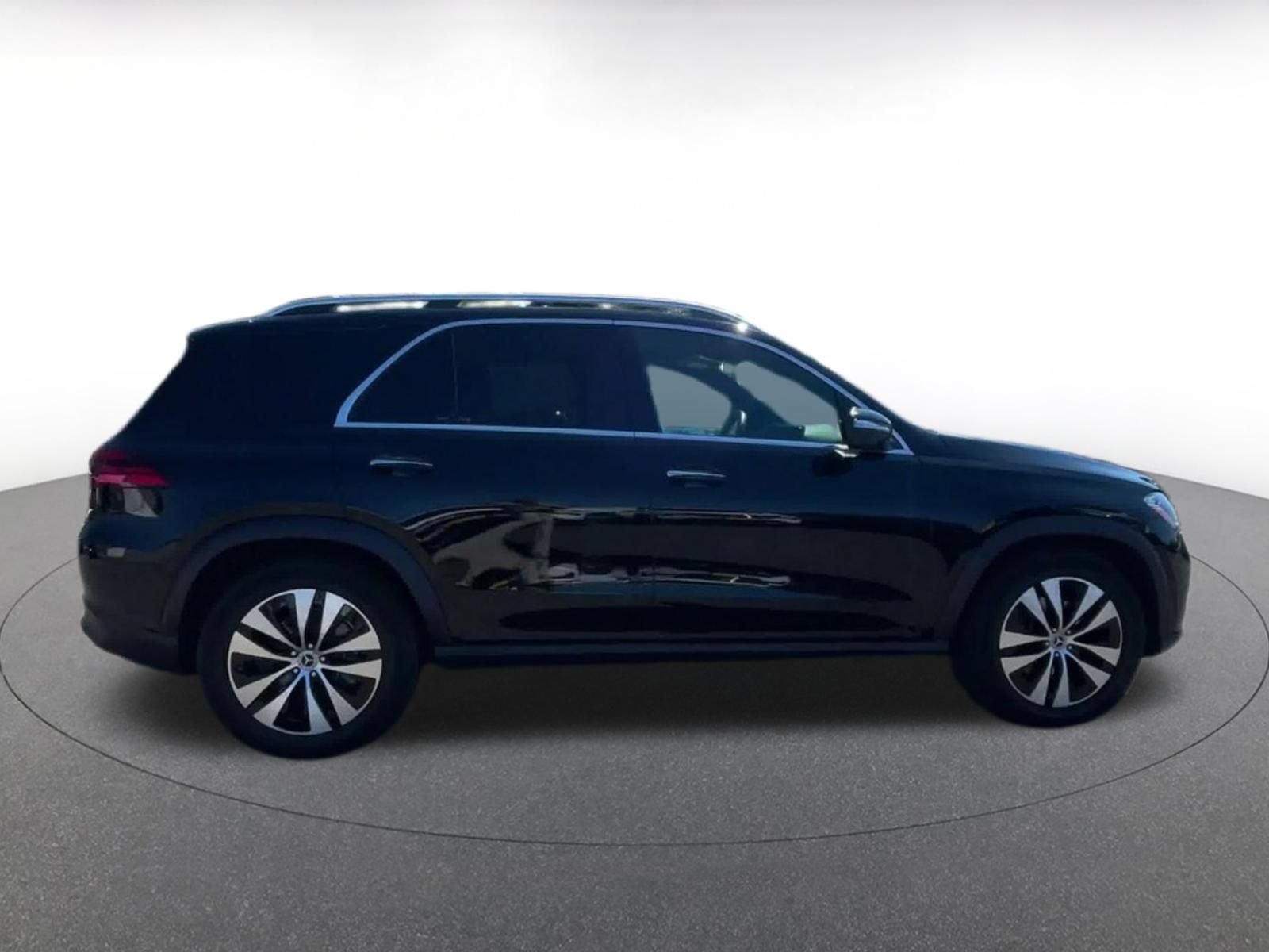 Thumbnail: 2026 Mercedes-Benz GLE - 15