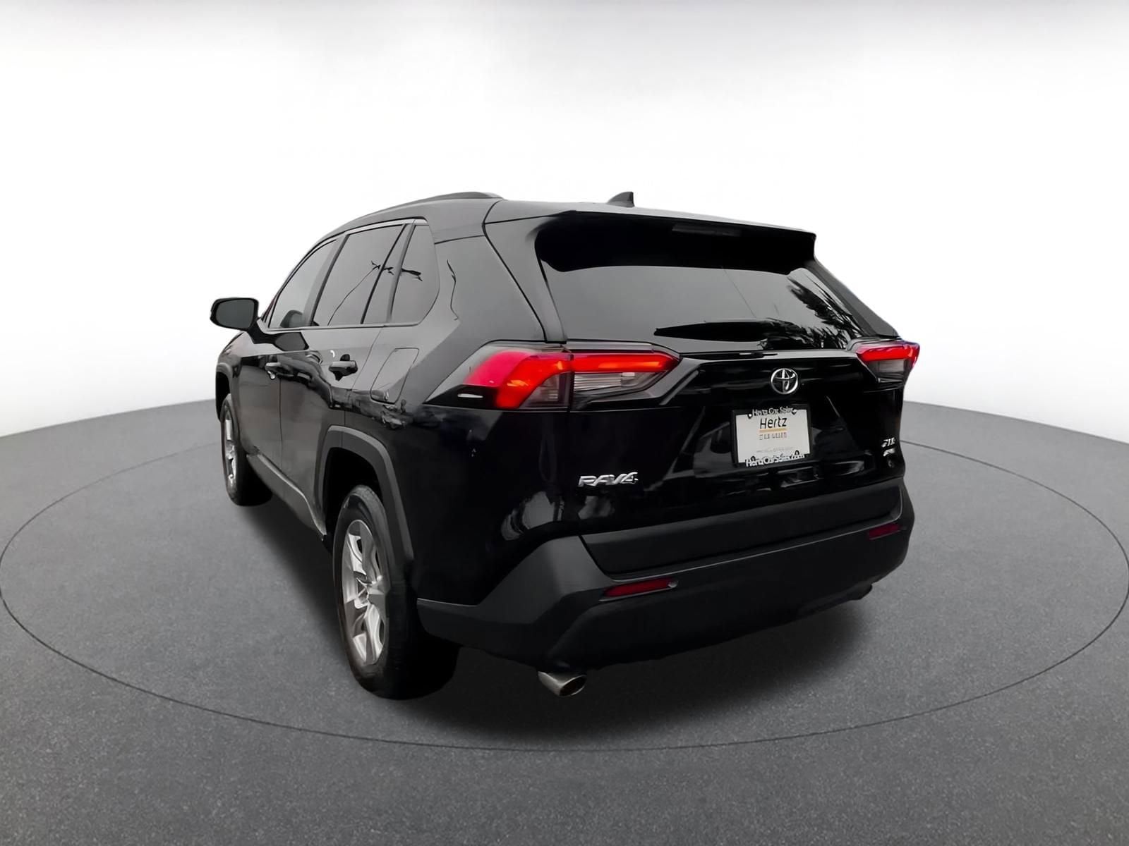 Thumbnail: 2025 Toyota RAV4 - 11