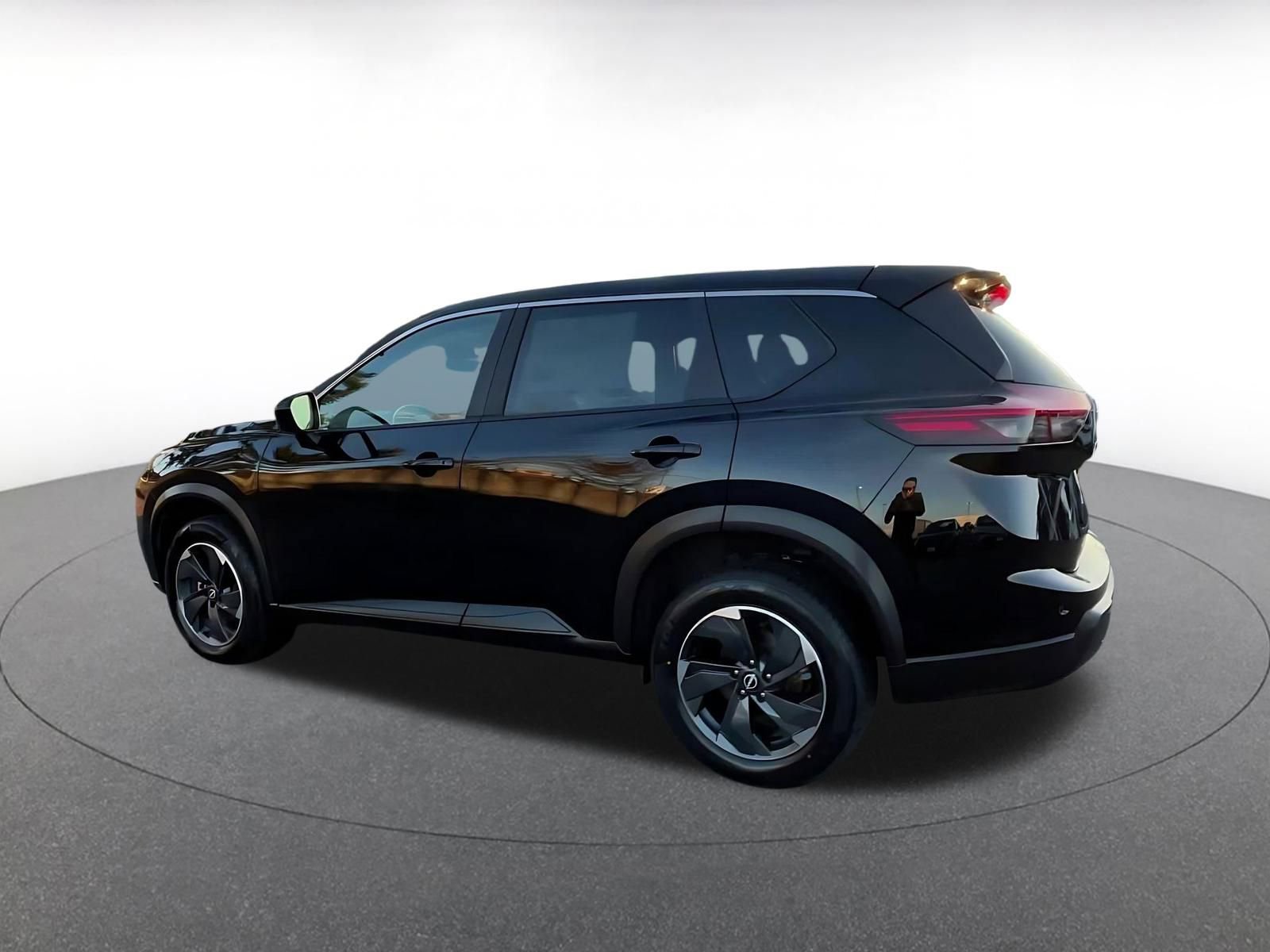Thumbnail: 2025 Nissan Rogue - 10