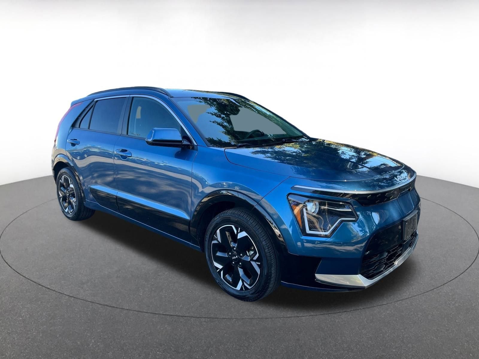 Thumbnail: 2023 Kia Niro - 1