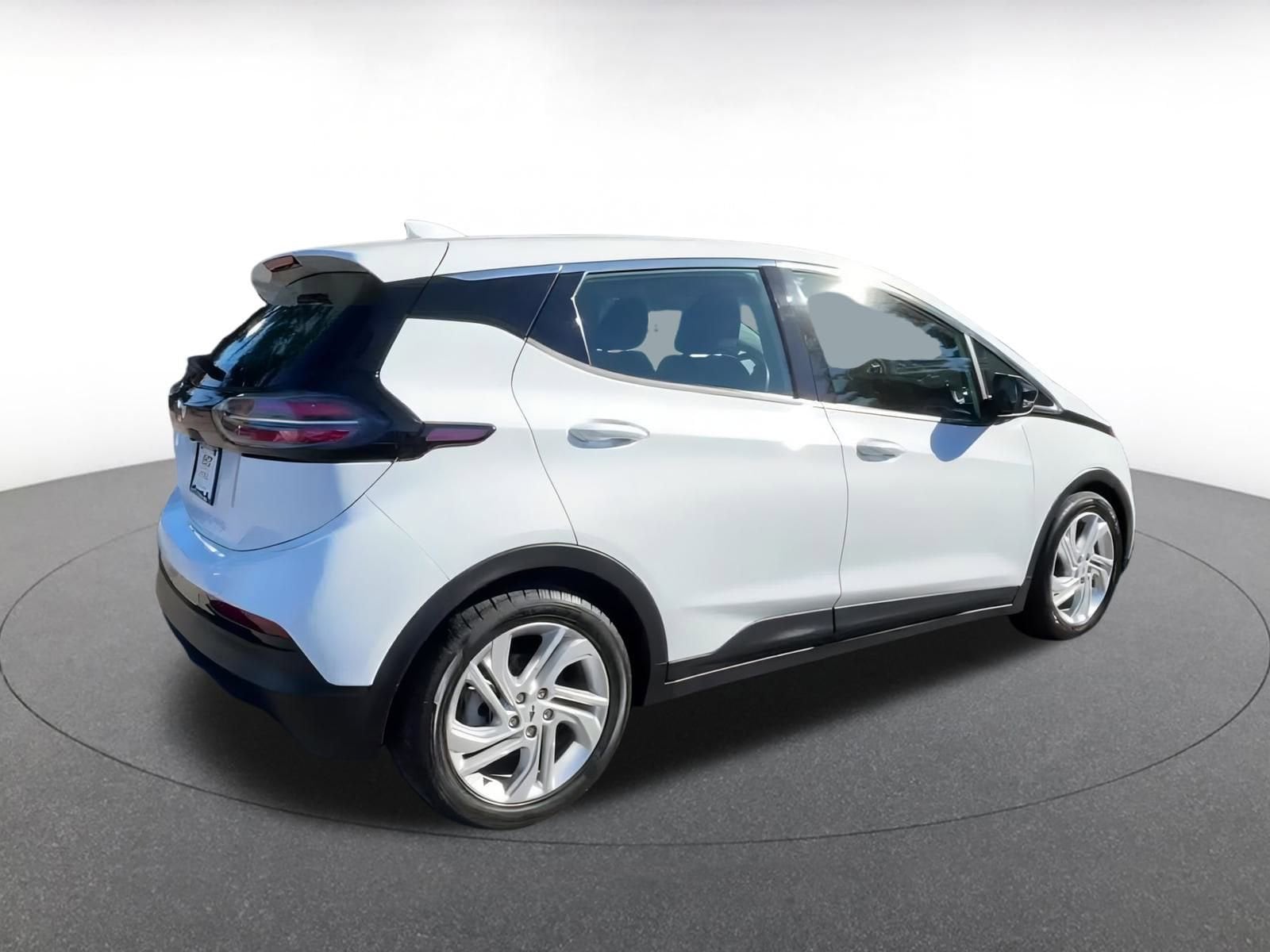 Thumbnail: 2023 Chevrolet Bolt EV - 15