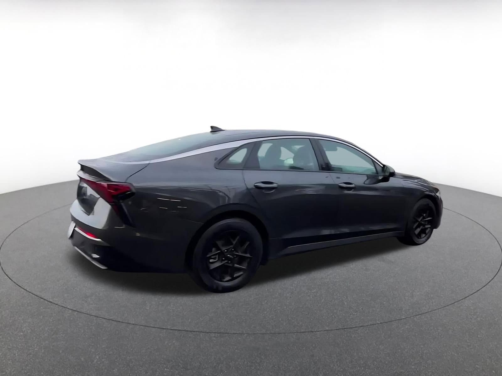 Thumbnail: 2025 Kia K5 - 14