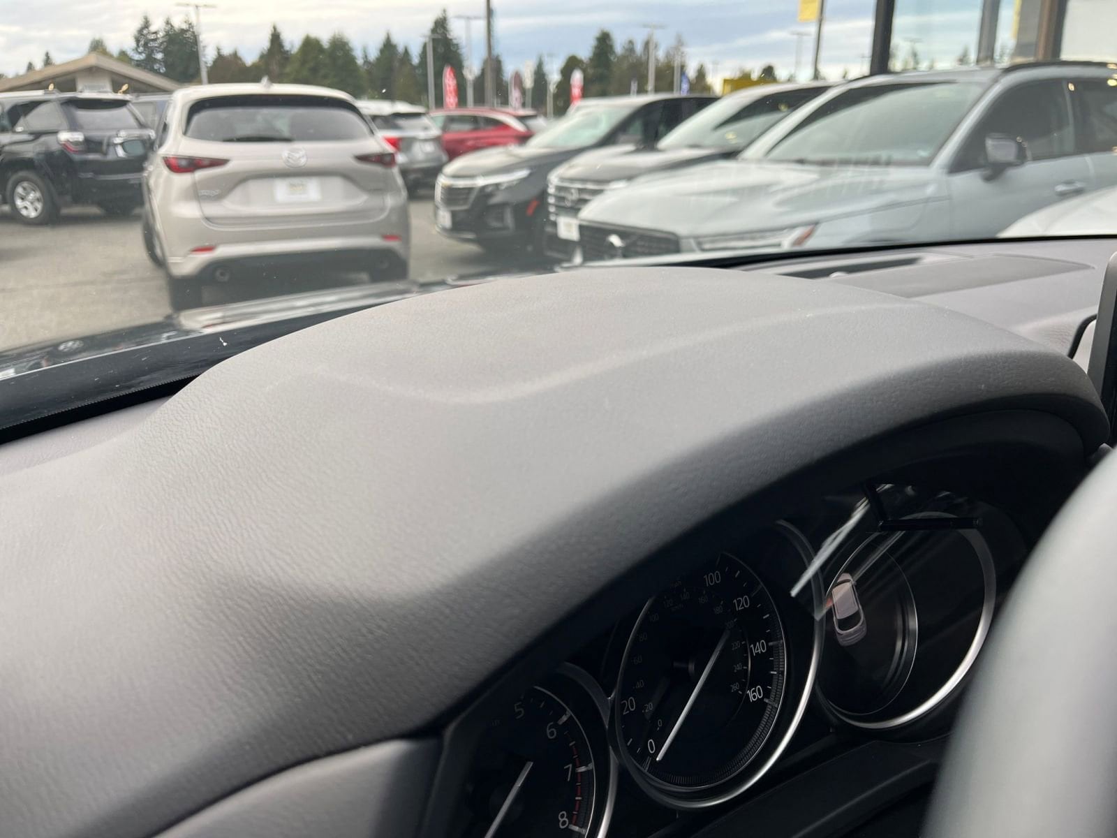 Thumbnail: 2025 Mazda CX-5 - 34