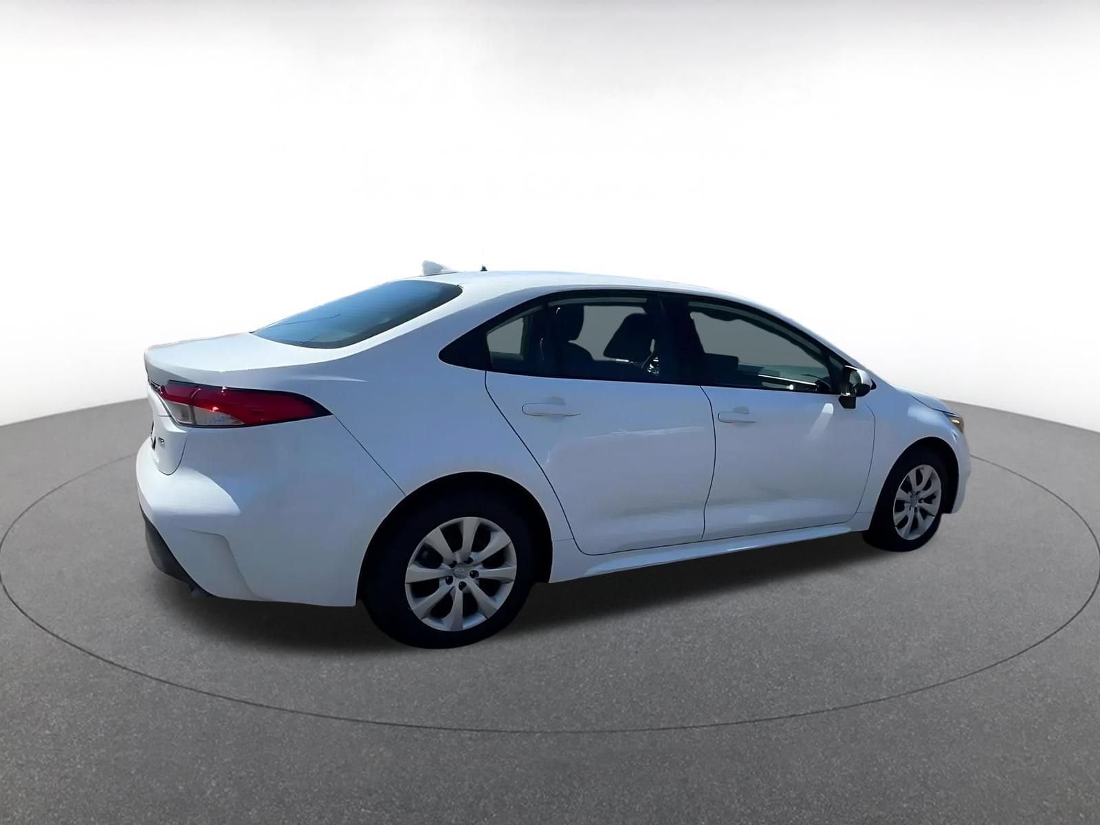 Thumbnail: 2025 Toyota Corolla - 15