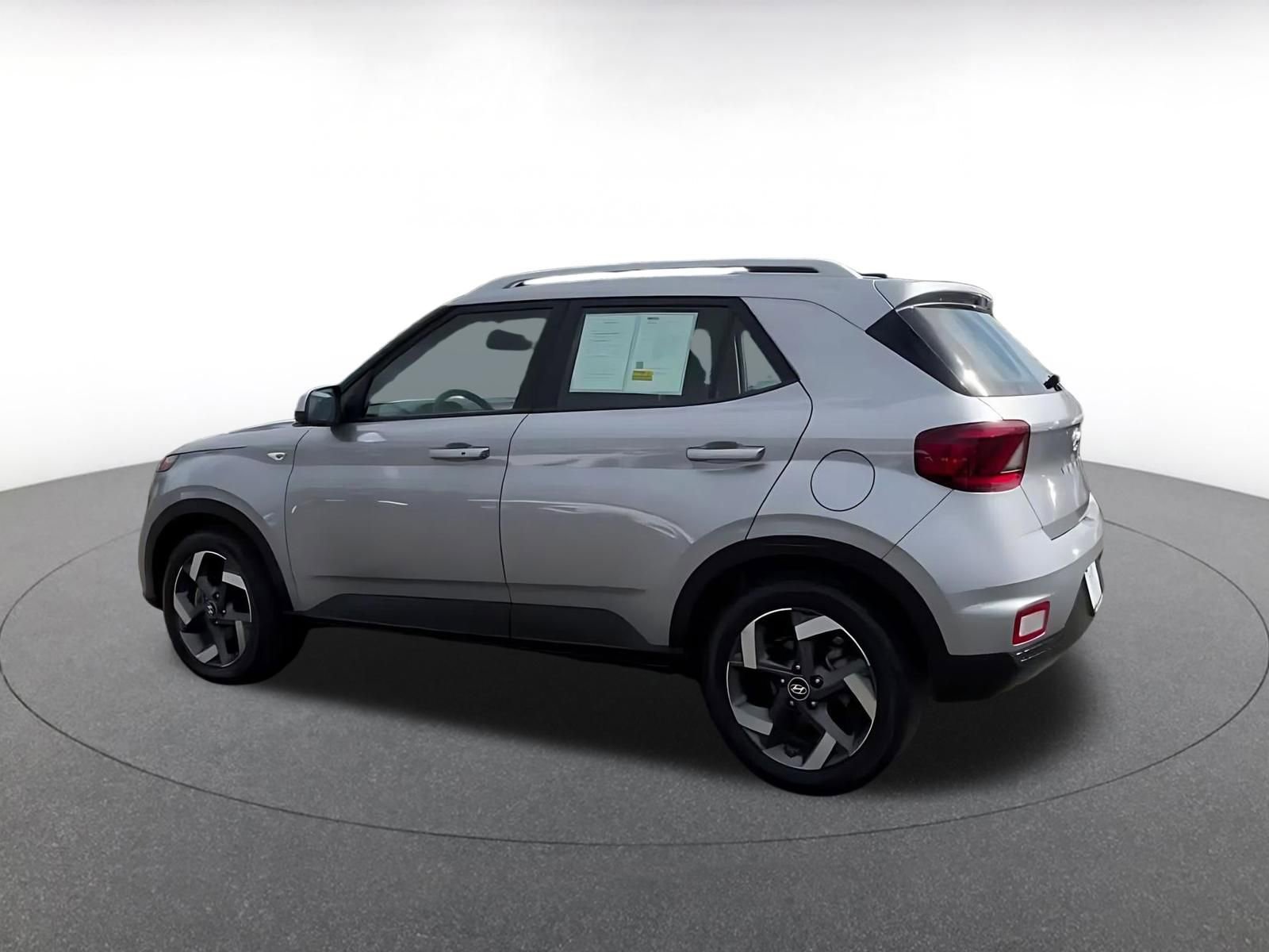 Thumbnail: 2025 Hyundai Venue - 10