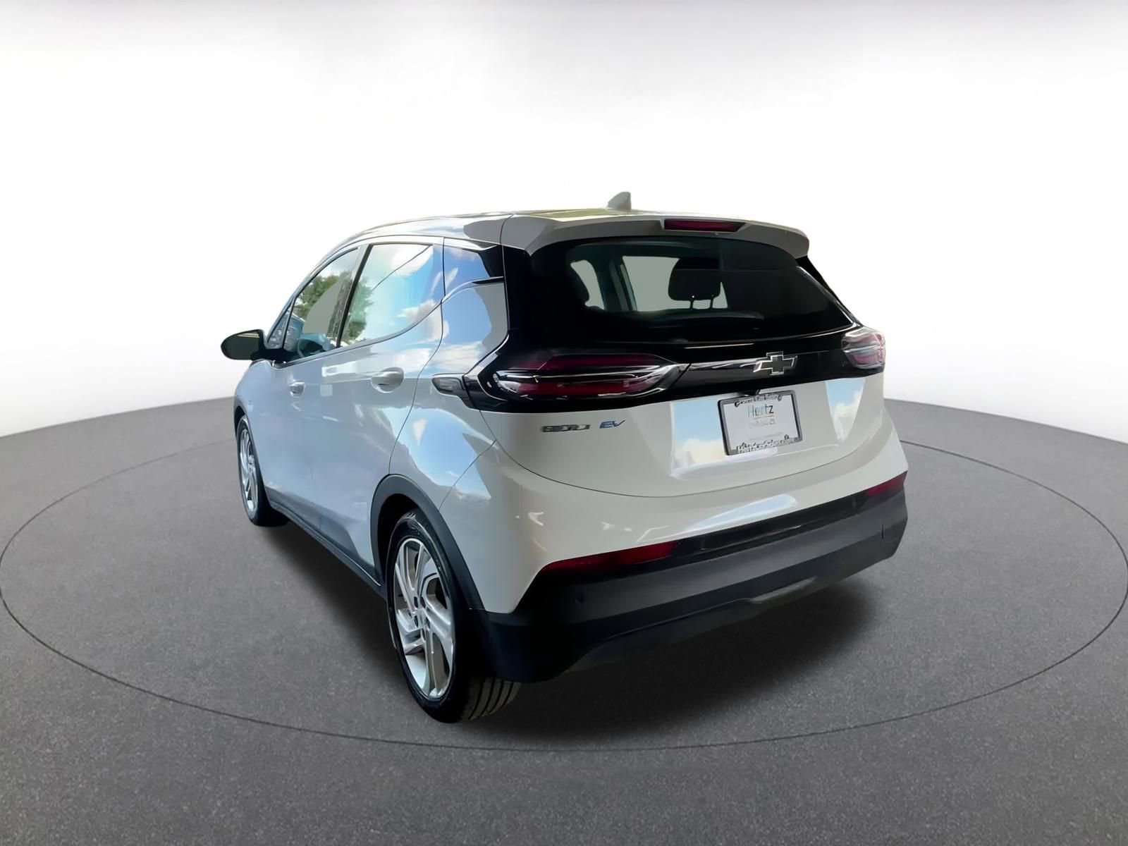 Thumbnail: 2023 Chevrolet Bolt EV - 11