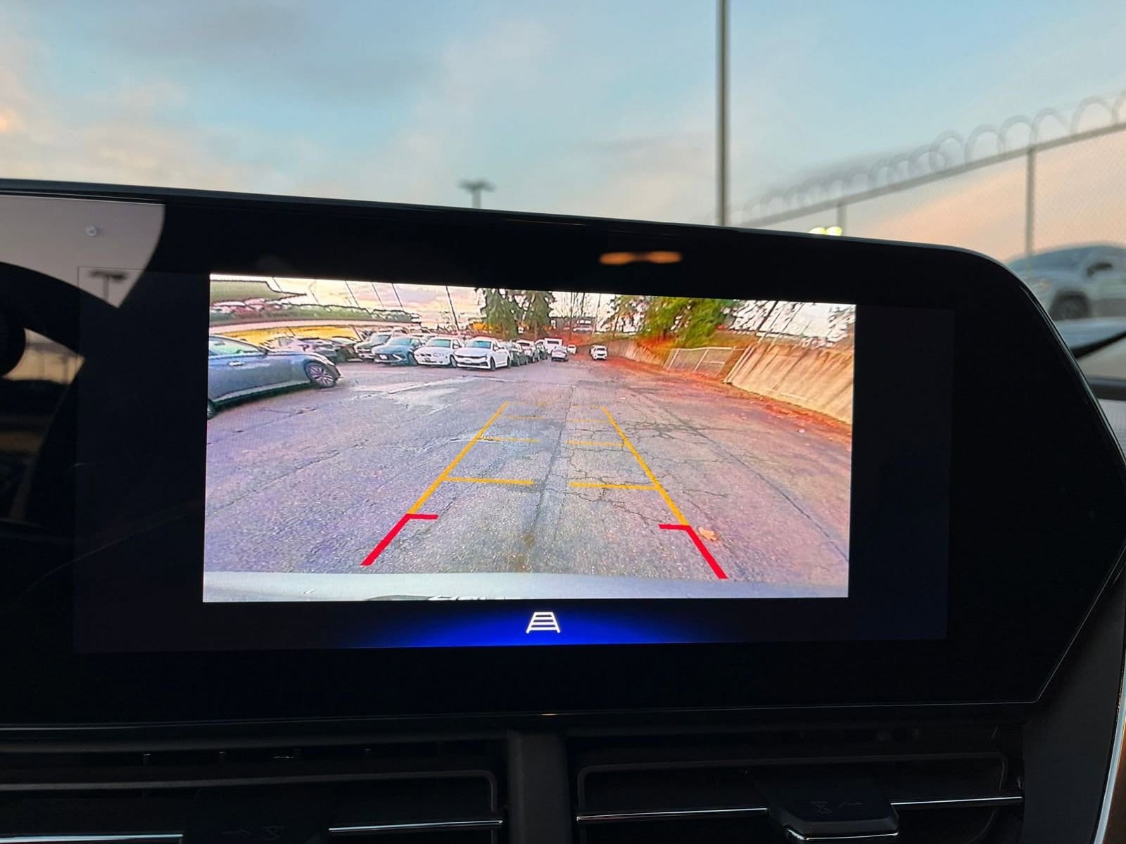 Thumbnail: 2025 Chevrolet Trax - 17