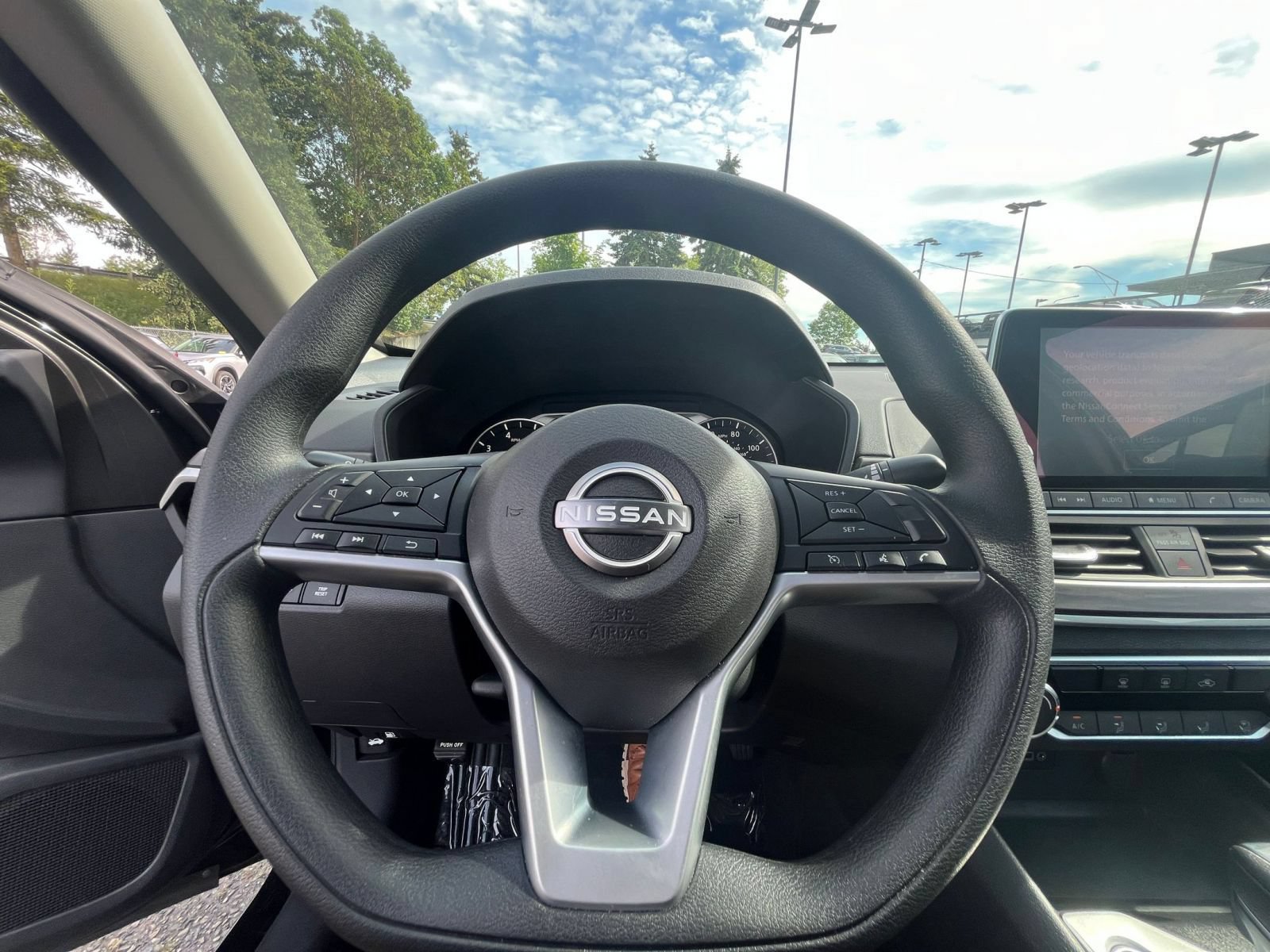 Thumbnail: 2025 Nissan Altima - 29