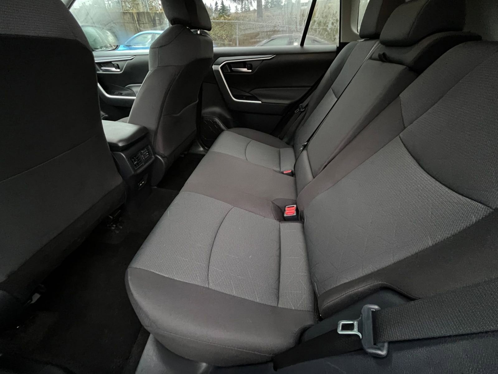 Thumbnail: 2025 Toyota RAV4 - 27