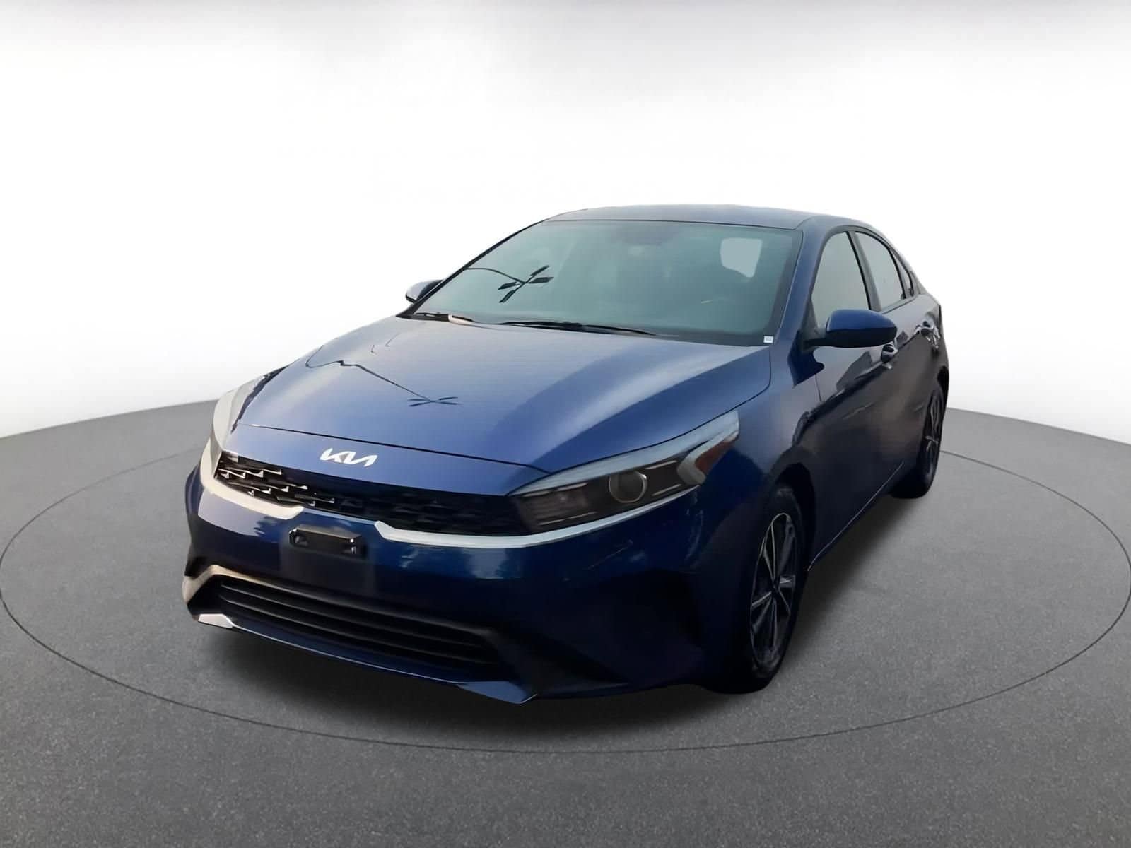 Thumbnail: 2024 Kia Forte - 7