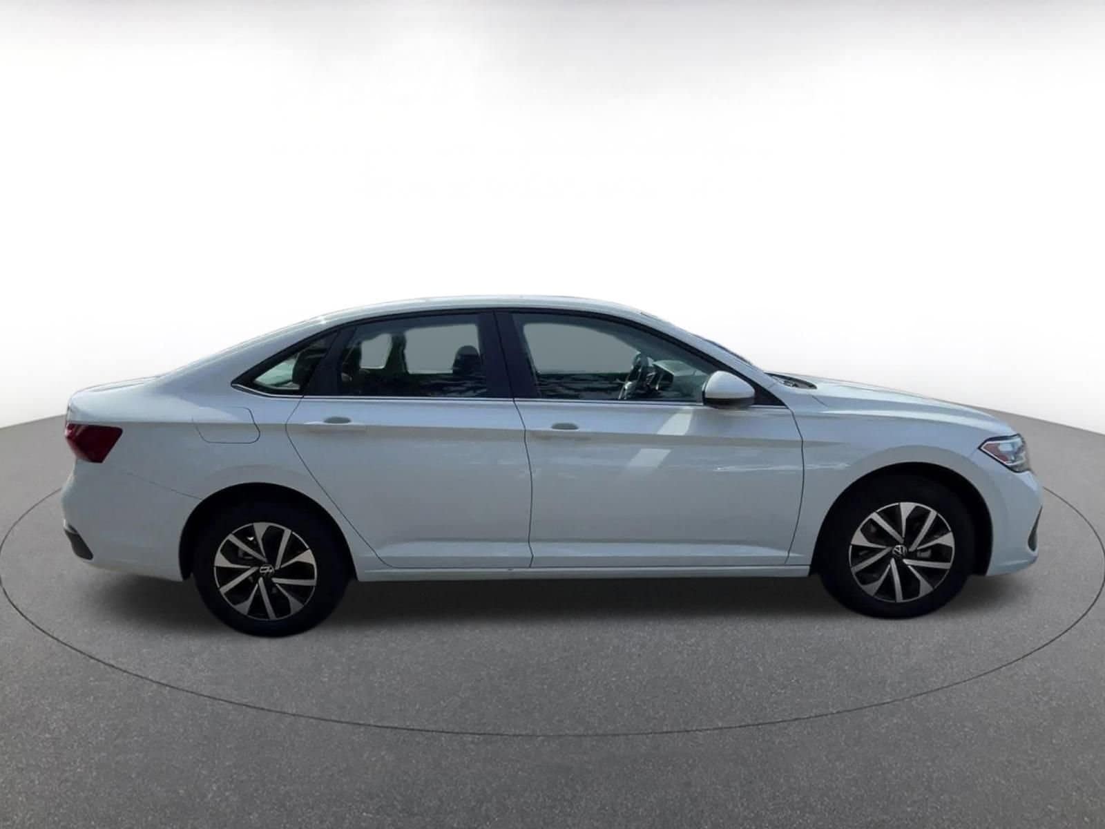 2024 Volkswagen Jetta S 16