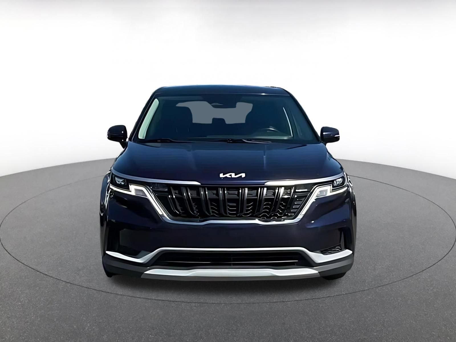 Thumbnail: 2023 Kia Carnival - 4
