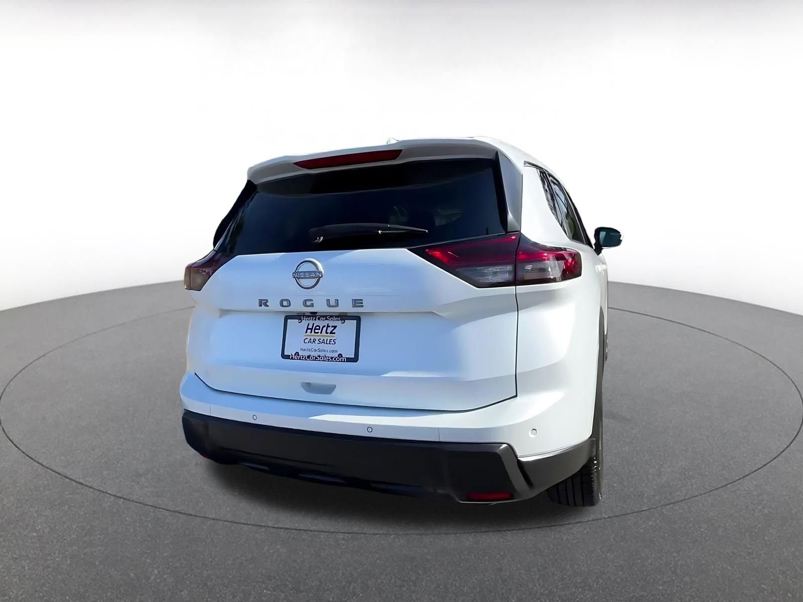 Thumbnail: 2025 Nissan Rogue - 15