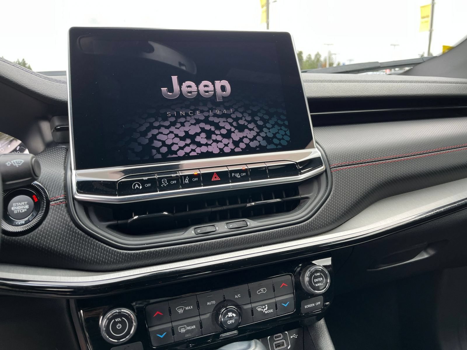 Thumbnail: 2025 Jeep Compass - 19