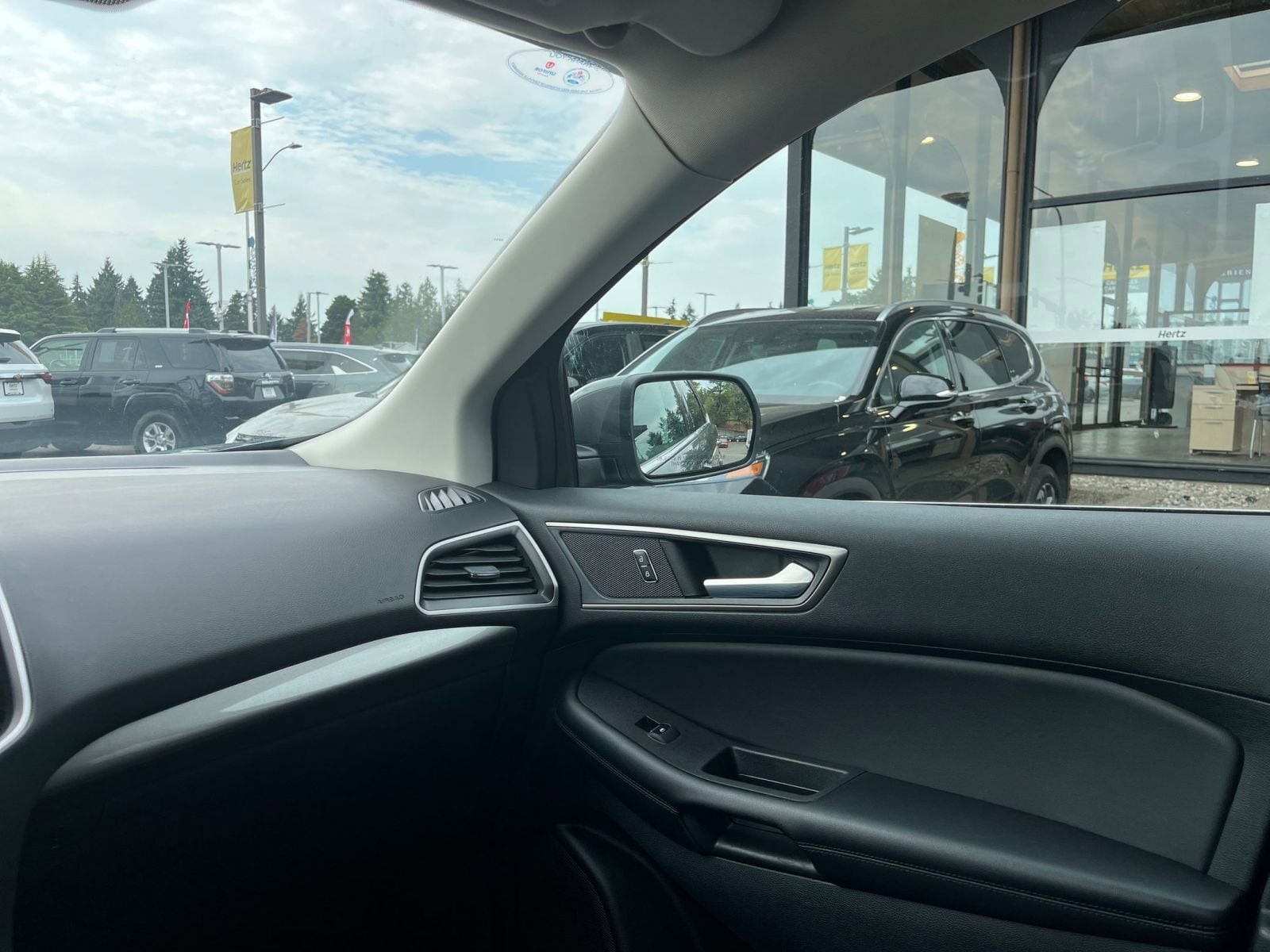 Thumbnail: 2024 Ford Edge - 35