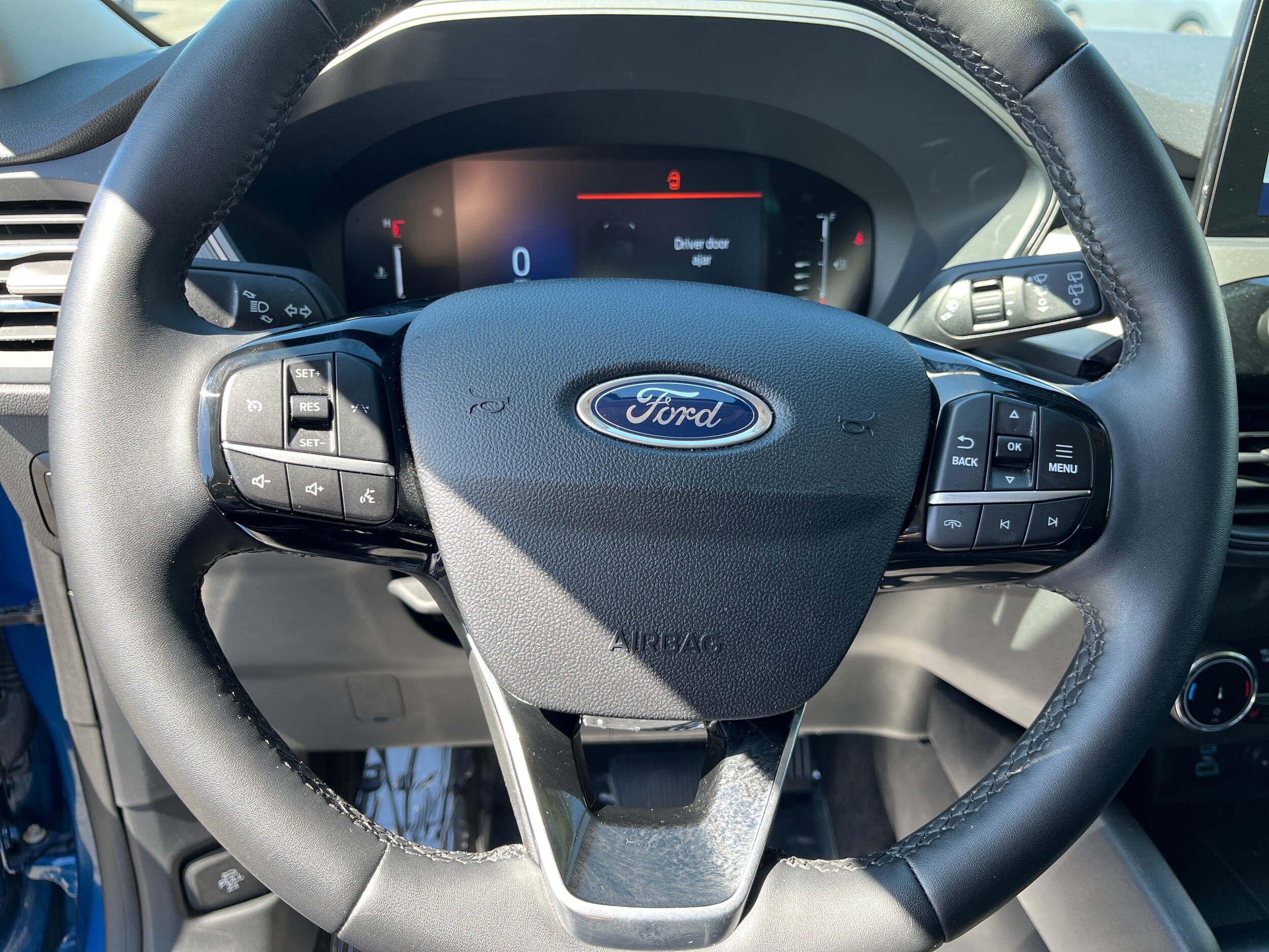 2023 Ford Escape Active 28