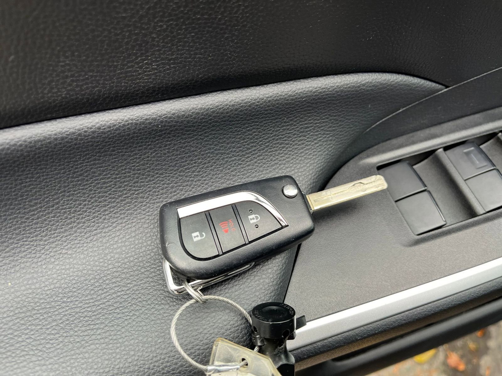 Thumbnail: 2025 Toyota RAV4 - 22