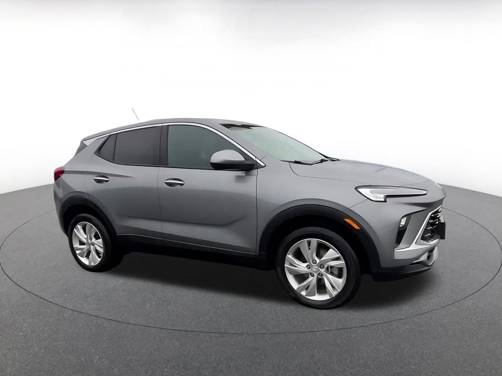 Thumbnail: 2025 Buick Encore GX - 2