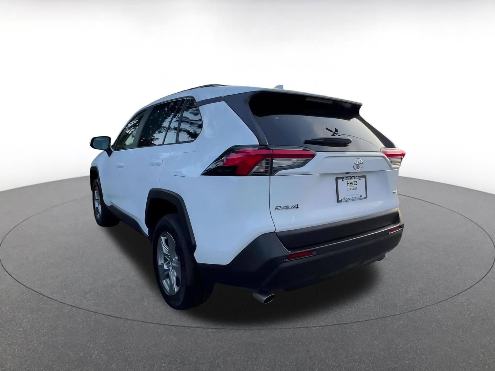 Thumbnail: 2025 Toyota RAV4 - 12