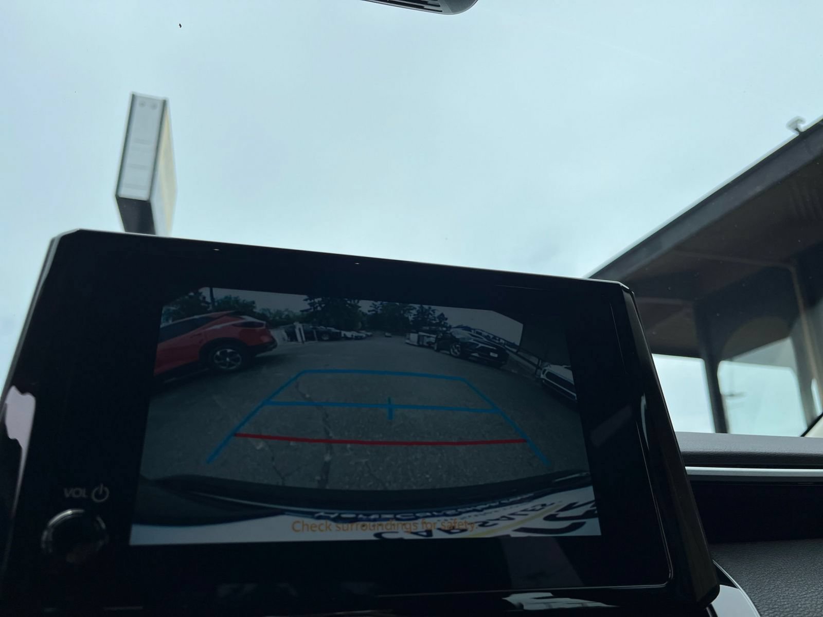 Thumbnail: 2025 Toyota Corolla - 24