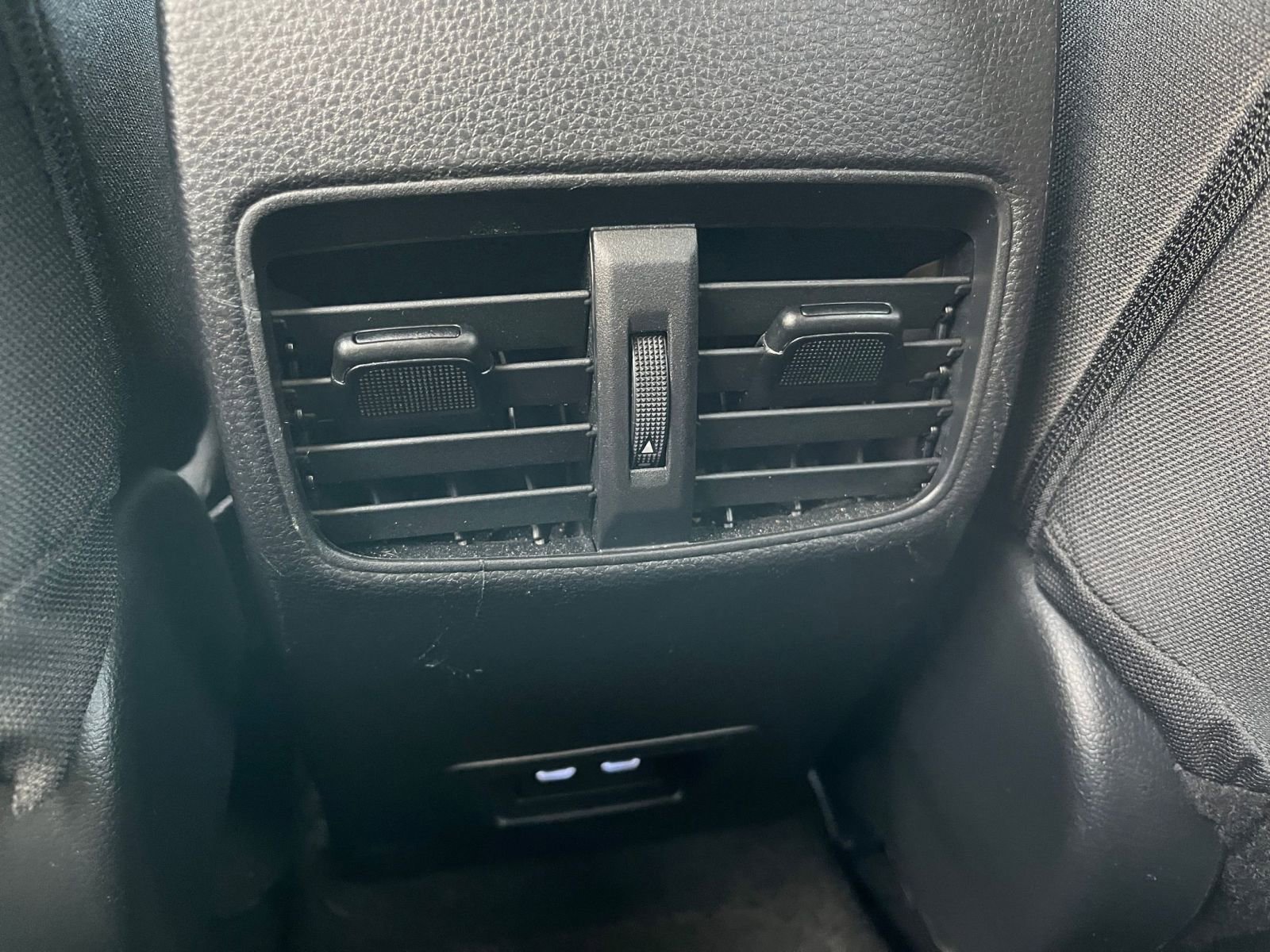 Thumbnail: 2025 Toyota Corolla Cross - 23