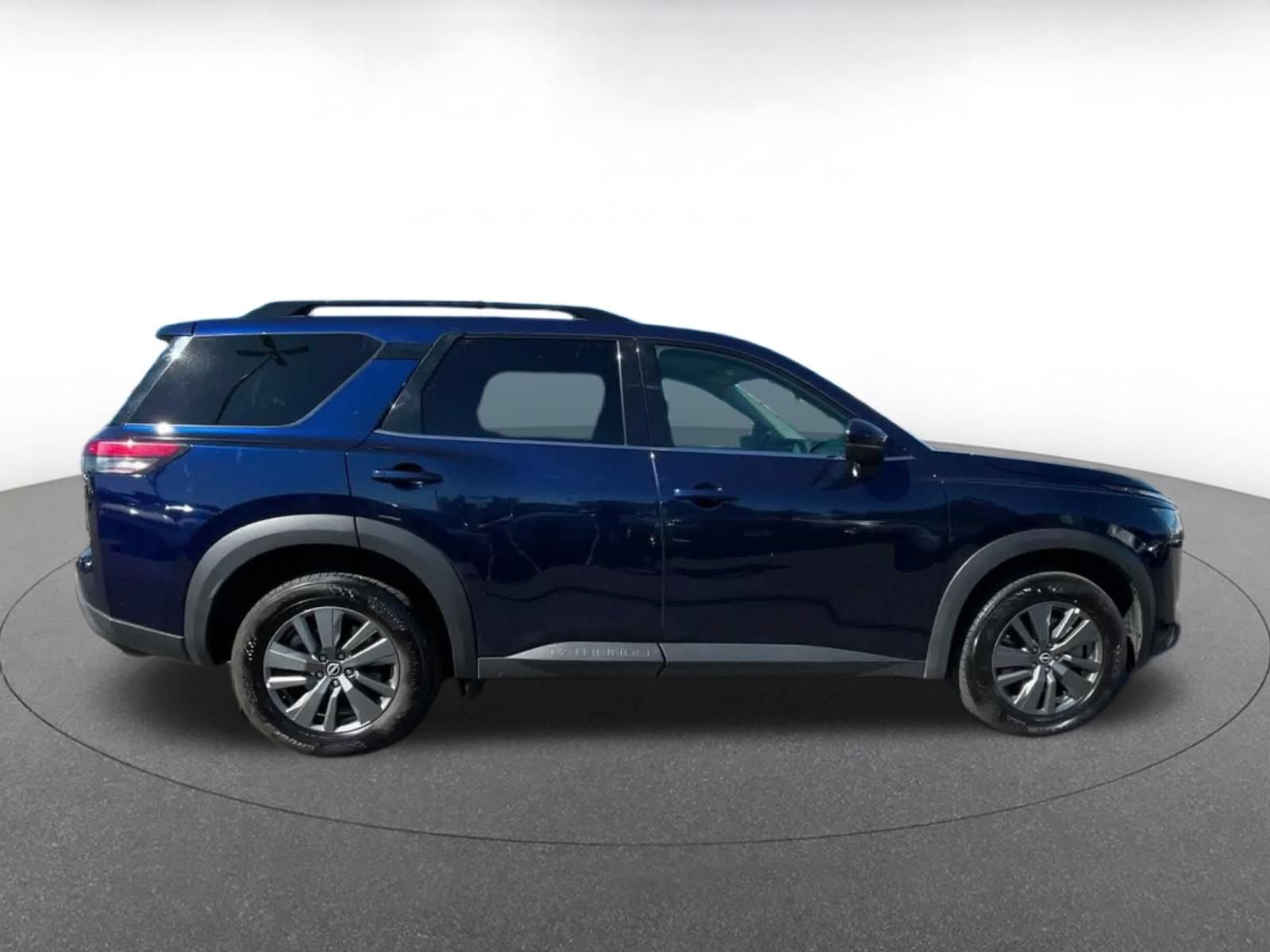 Thumbnail: 2025 Nissan Pathfinder - 13