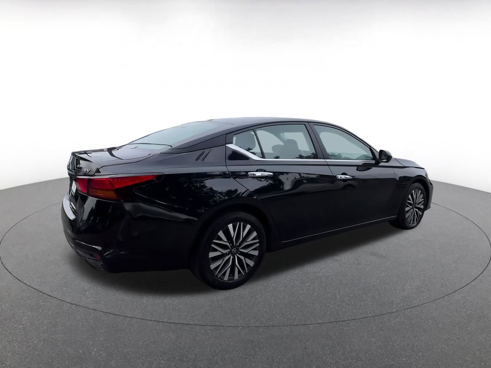 Thumbnail: 2024 Nissan Altima - 14