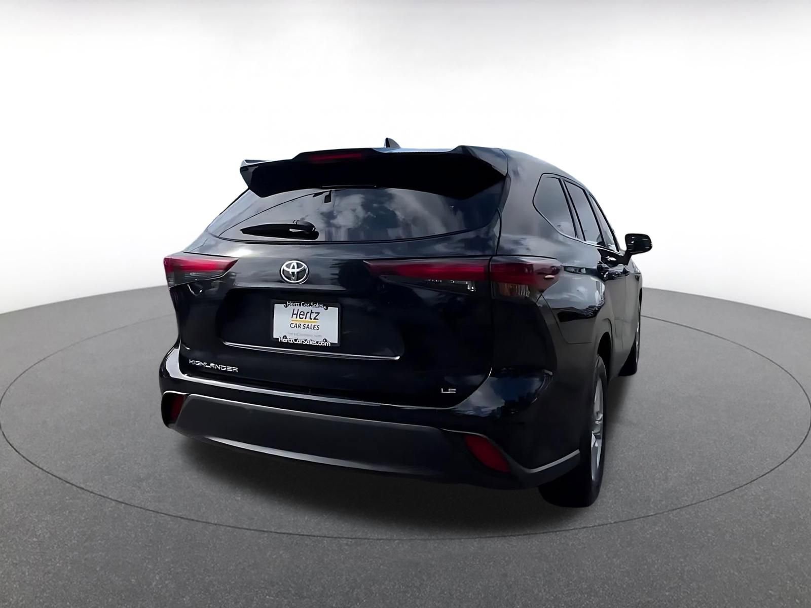 Thumbnail: 2025 Toyota Highlander - 15