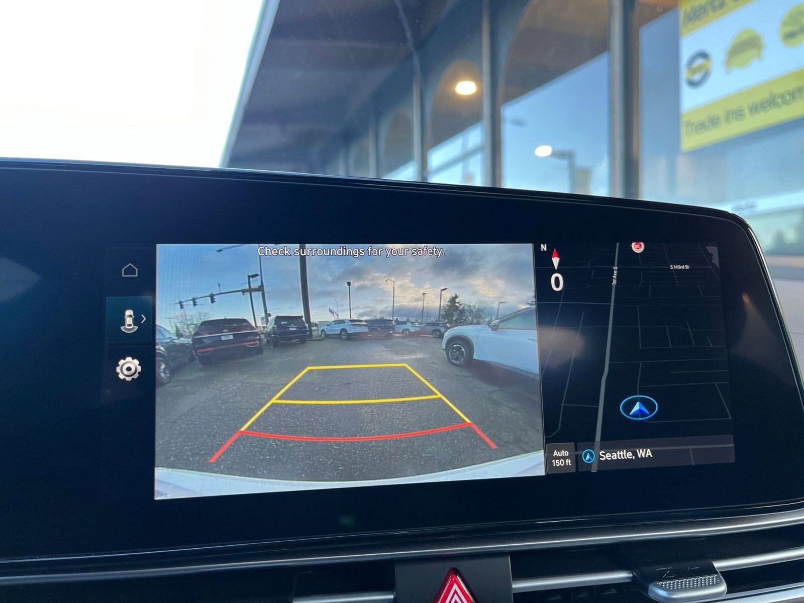 Thumbnail: 2025 Hyundai Elantra - 17