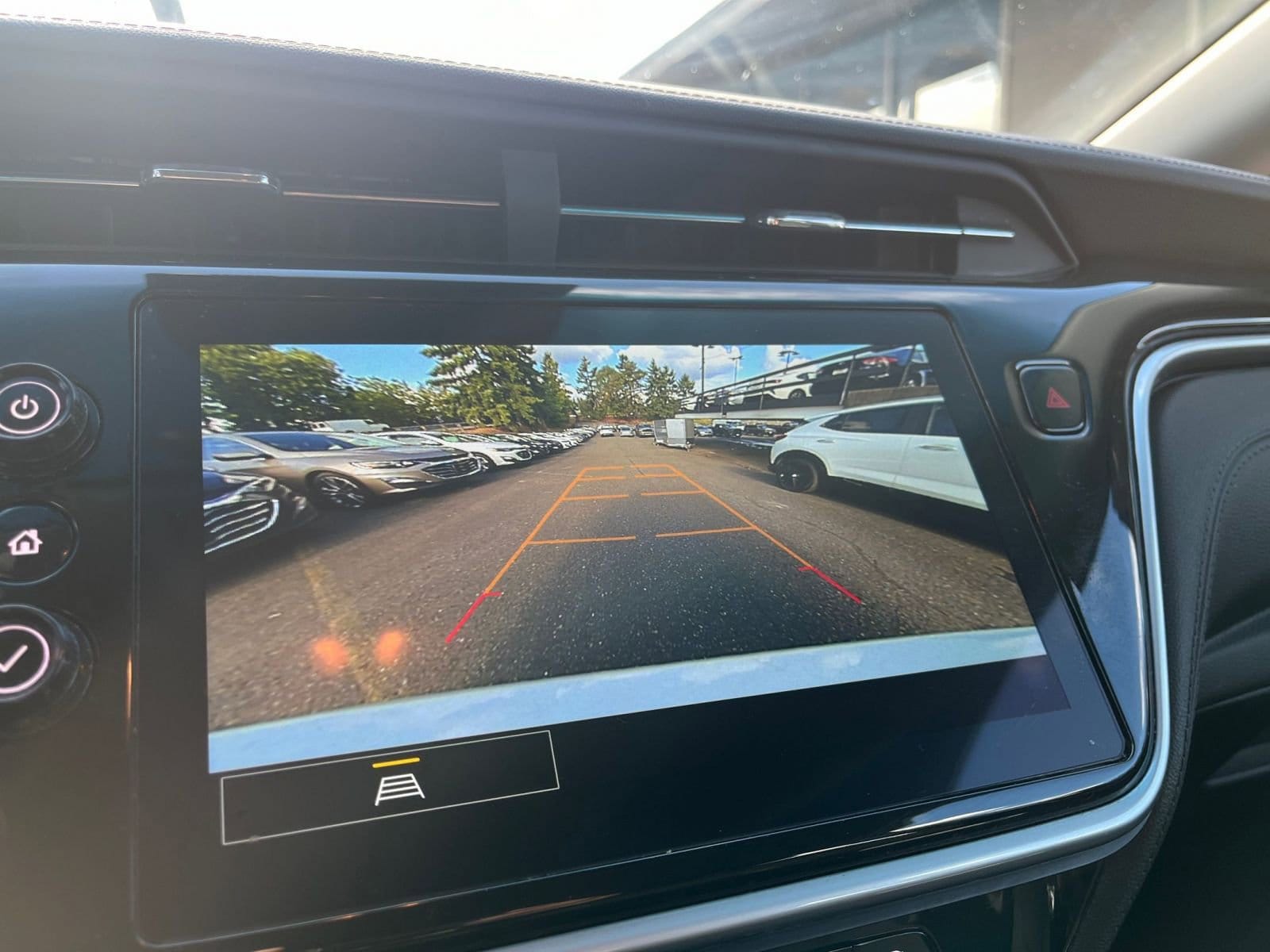 Thumbnail: 2023 Chevrolet Bolt EV - 17