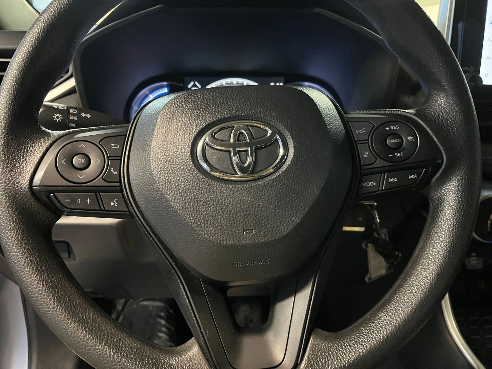 Thumbnail: 2025 Toyota RAV4 - 28