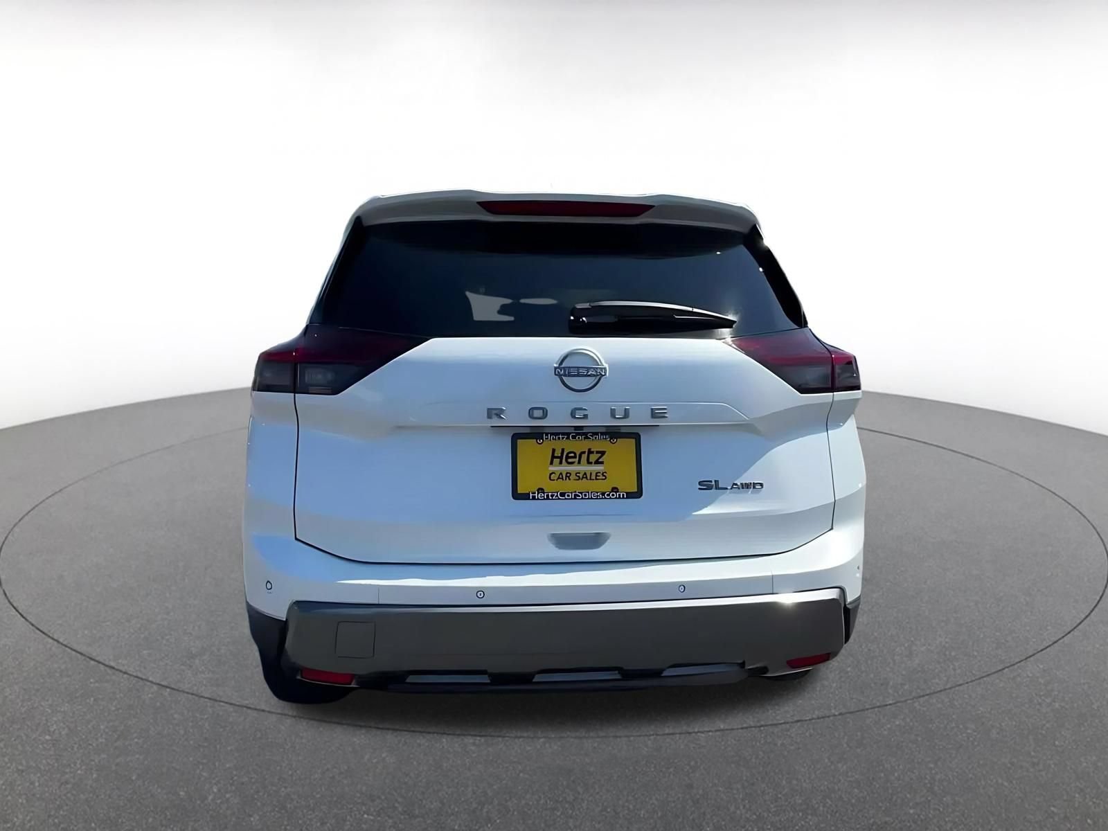 Thumbnail: 2026 Nissan Rogue - 10