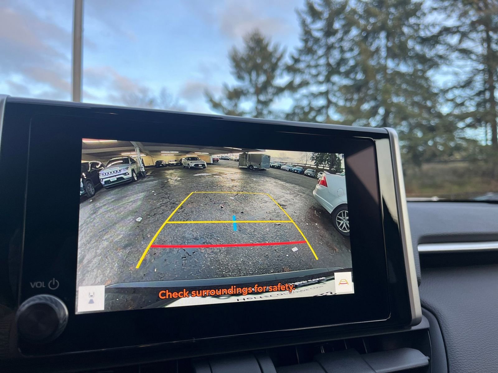 Thumbnail: 2025 Toyota RAV4 - 17