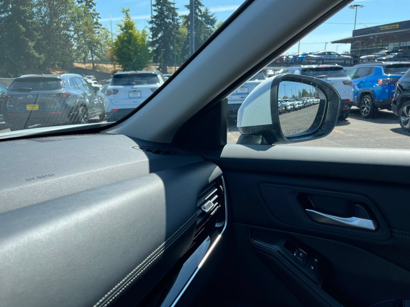Thumbnail: 2026 Nissan Rogue - 33